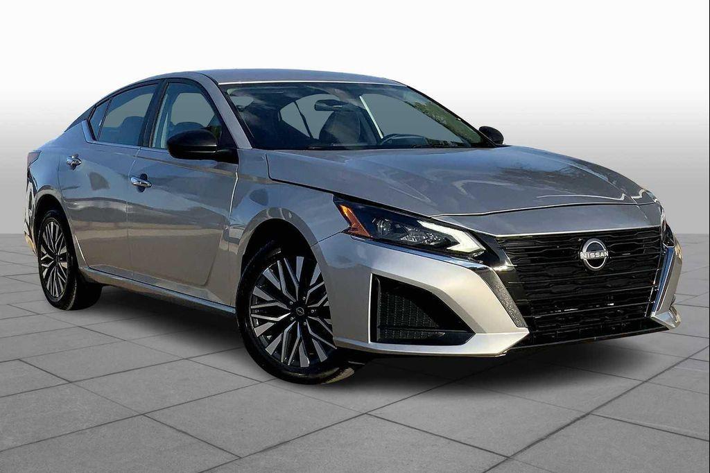 used 2024 Nissan Altima car, priced at $20,297