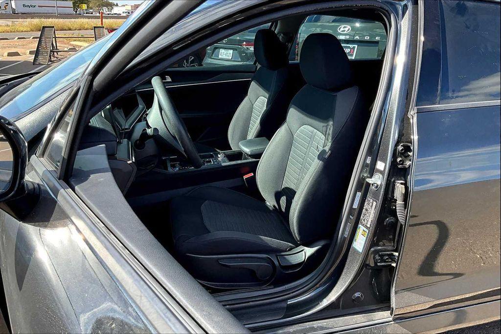 used 2025 Kia K5 car, priced at $24,985