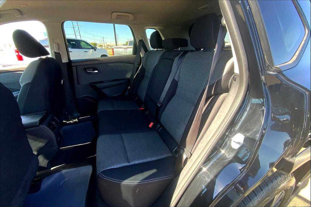 used 2023 Nissan Rogue car, priced at $19,297