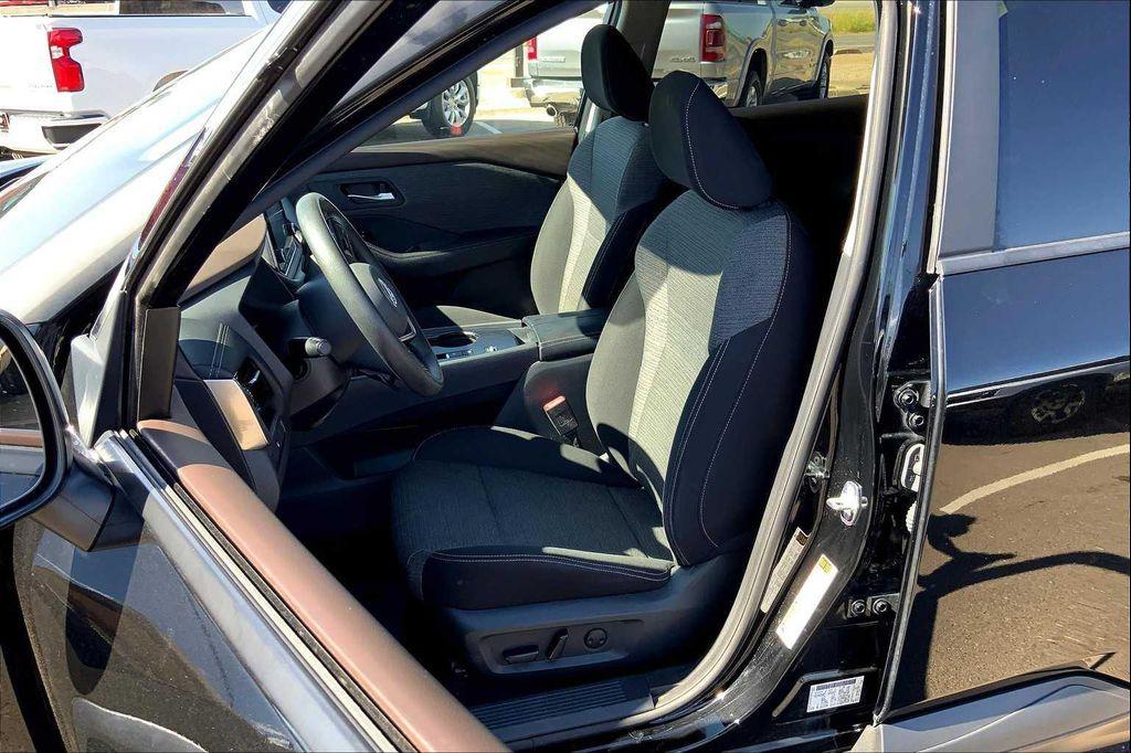 used 2023 Nissan Rogue car, priced at $19,297