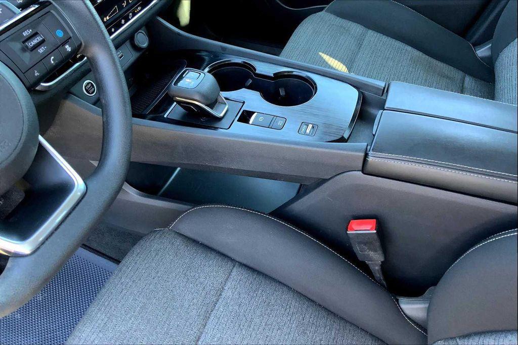 used 2023 Nissan Rogue car, priced at $19,297