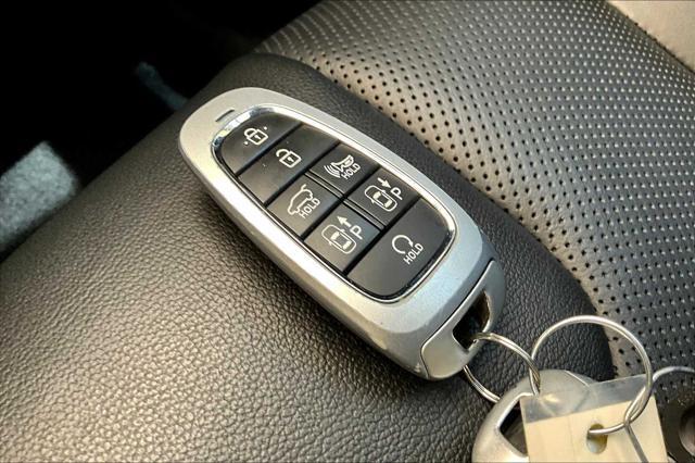 used 2022 Hyundai Santa Fe car, priced at $25,819