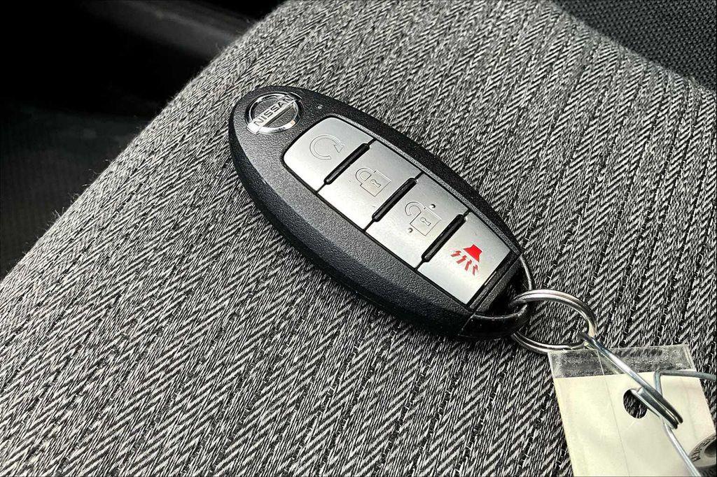 used 2021 Nissan Rogue car, priced at $19,297