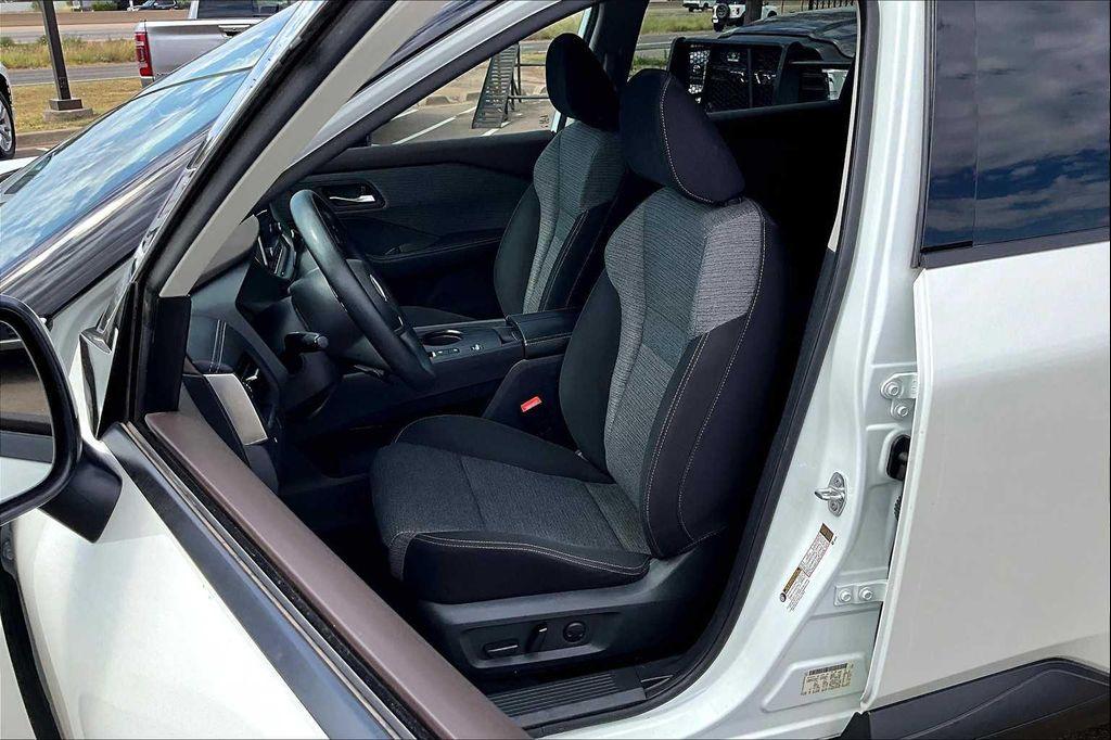 used 2021 Nissan Rogue car, priced at $19,297