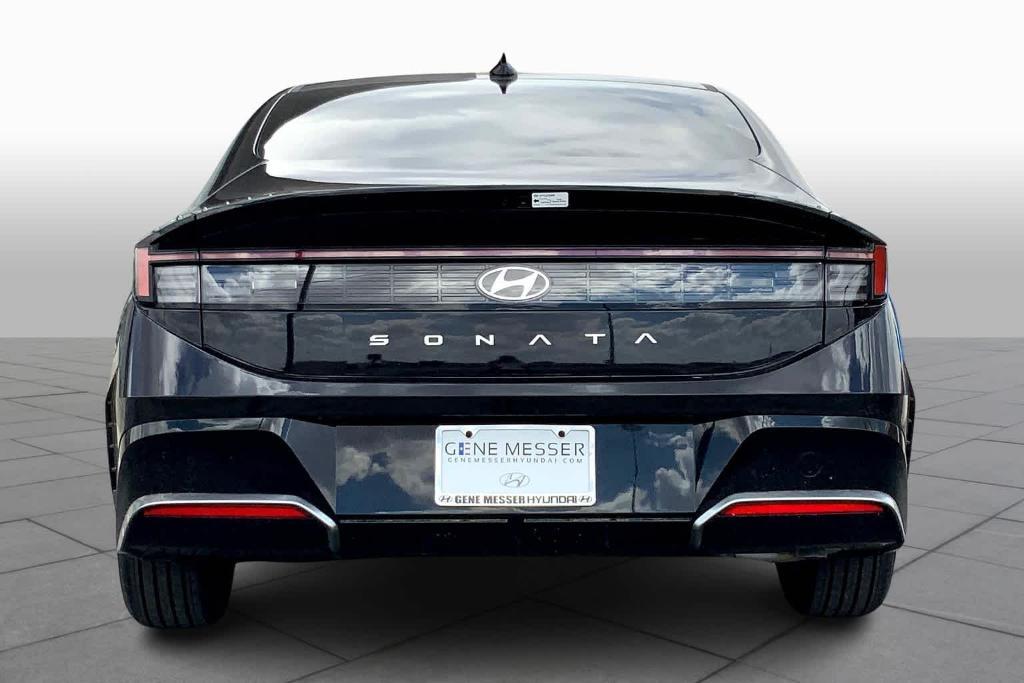 new 2024 Hyundai Sonata car, priced at $30,681