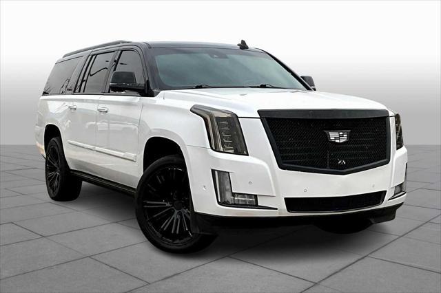 used 2018 Cadillac Escalade ESV car, priced at $30,816