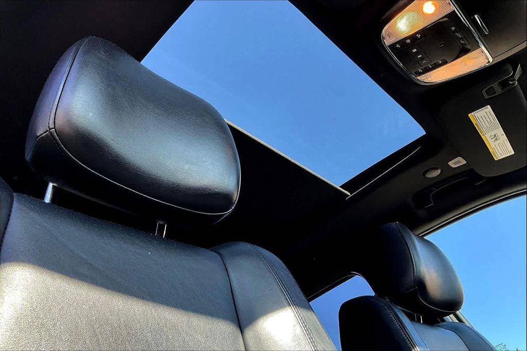 used 2020 Jeep Grand Cherokee car, priced at $17,997