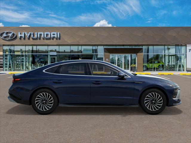 new 2025 Hyundai Sonata Hybrid car, priced at $33,055