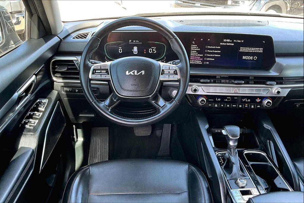 used 2023 Kia Telluride car, priced at $31,236