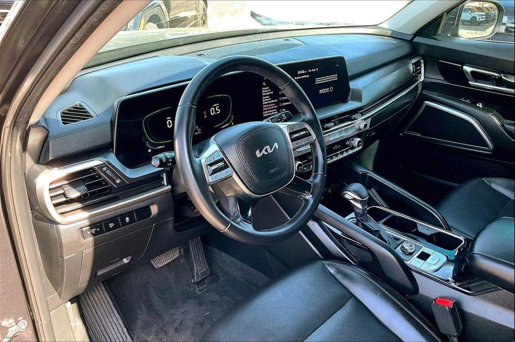 used 2023 Kia Telluride car, priced at $31,236