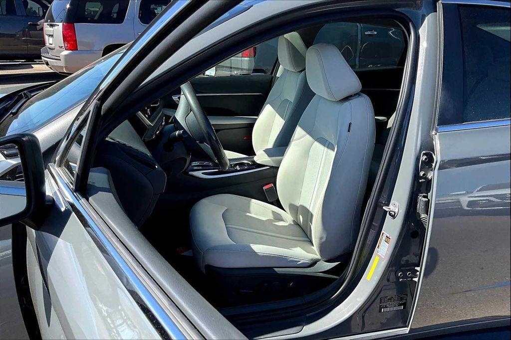 used 2023 Hyundai Sonata car, priced at $22,118
