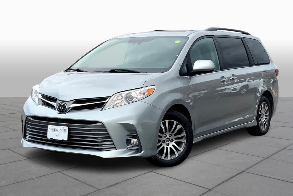 used 2020 Toyota Sienna car, priced at $27,999