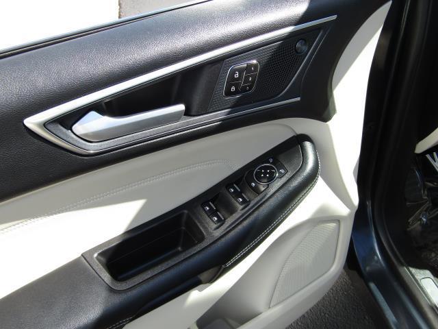 used 2024 Ford Edge car, priced at $39,999