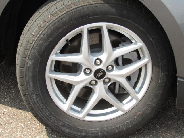 used 2023 Ford Edge car, priced at $29,999