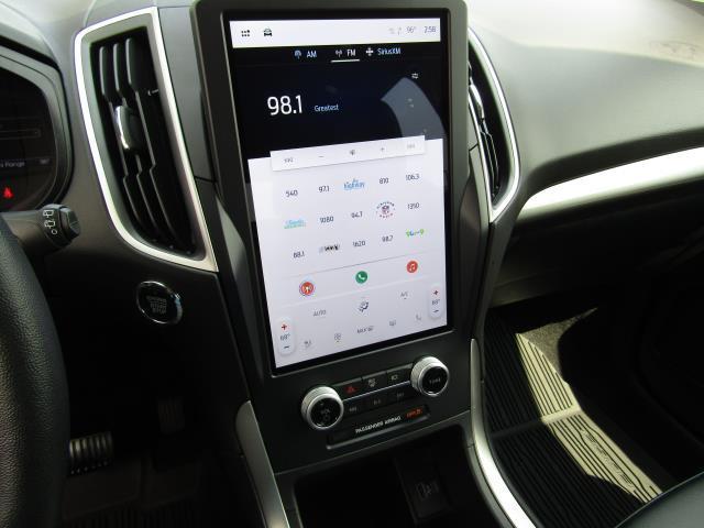 used 2023 Ford Edge car, priced at $29,999