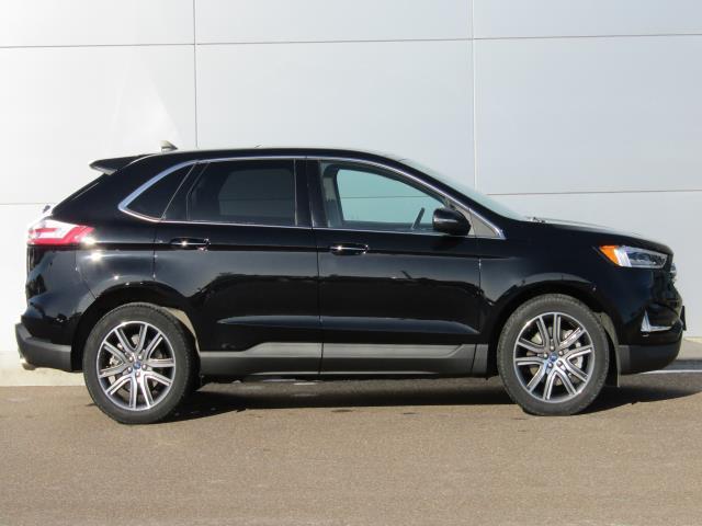 used 2022 Ford Edge car, priced at $32,999