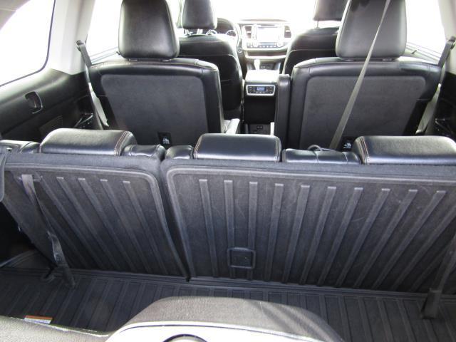 used 2017 Toyota Highlander car, priced at $17,886