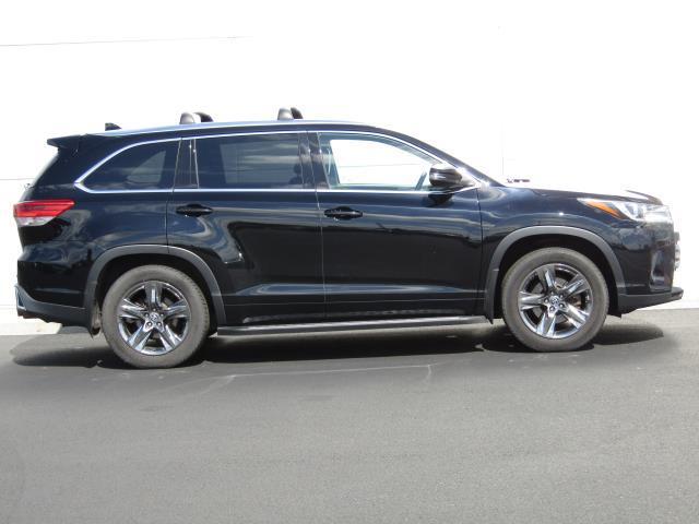 used 2017 Toyota Highlander car, priced at $17,886