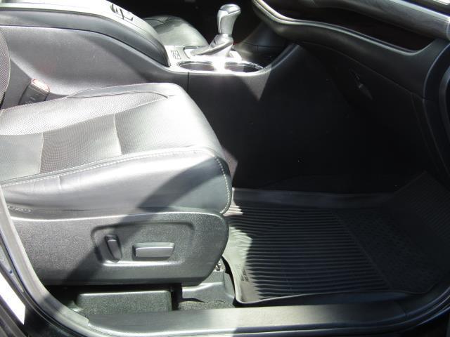 used 2017 Toyota Highlander car, priced at $17,886