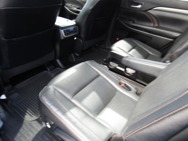 used 2017 Toyota Highlander car, priced at $17,886