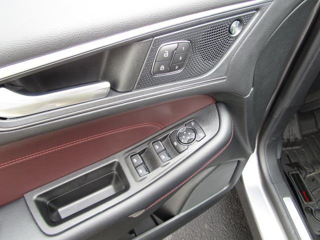 used 2022 Ford Edge car, priced at $30,999