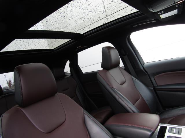 used 2022 Ford Edge car, priced at $30,999