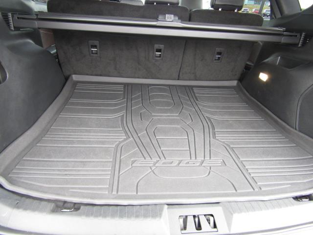 used 2022 Ford Edge car, priced at $30,999