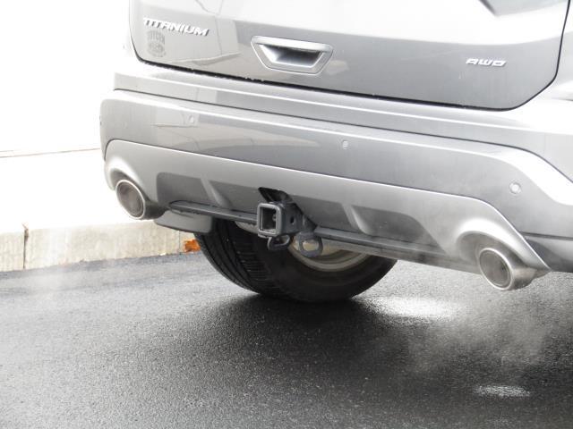 used 2022 Ford Edge car, priced at $30,999