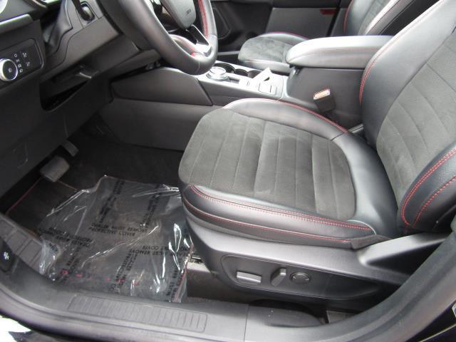 used 2022 Ford Escape car, priced at $27,999