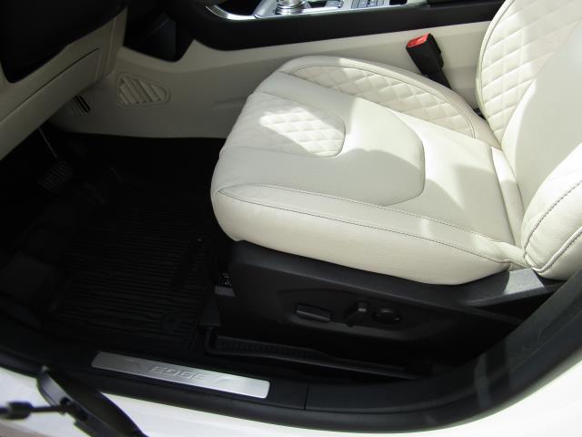 used 2024 Ford Edge car, priced at $39,999