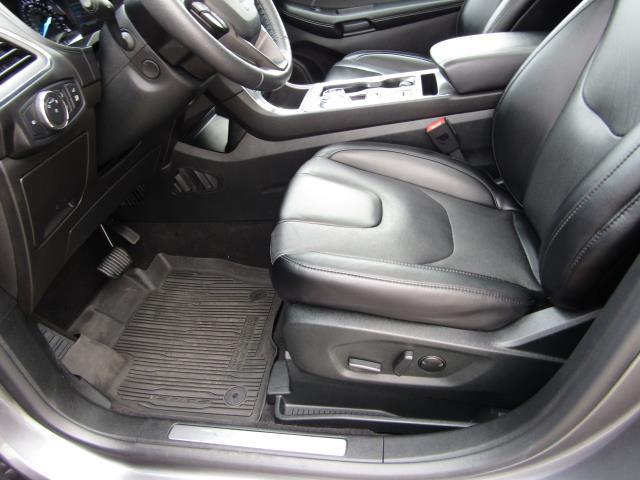 used 2022 Ford Edge car, priced at $31,999