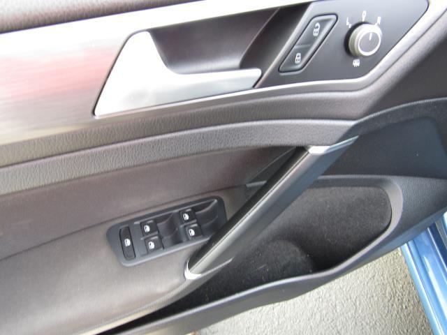 used 2018 Volkswagen Golf SportWagen car, priced at $17,999