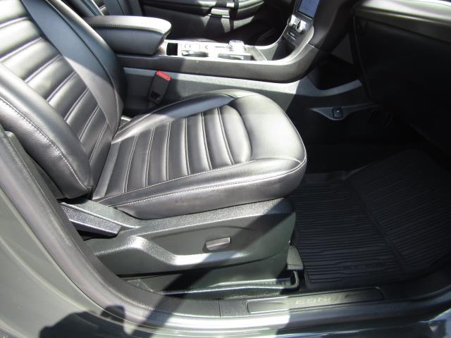used 2022 Ford Edge car, priced at $28,999