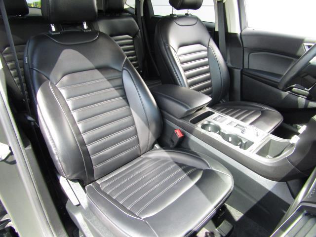 used 2022 Ford Edge car, priced at $28,999
