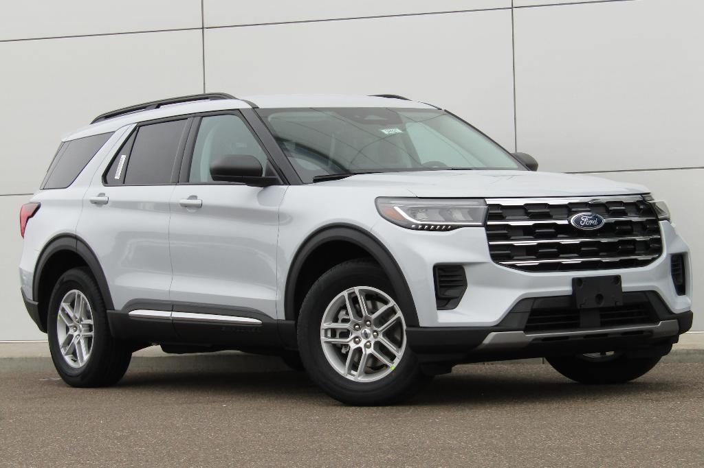 new 2025 Ford Explorer car, priced at $42,280