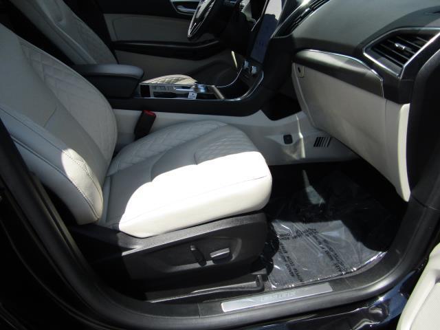 used 2024 Ford Edge car, priced at $36,999