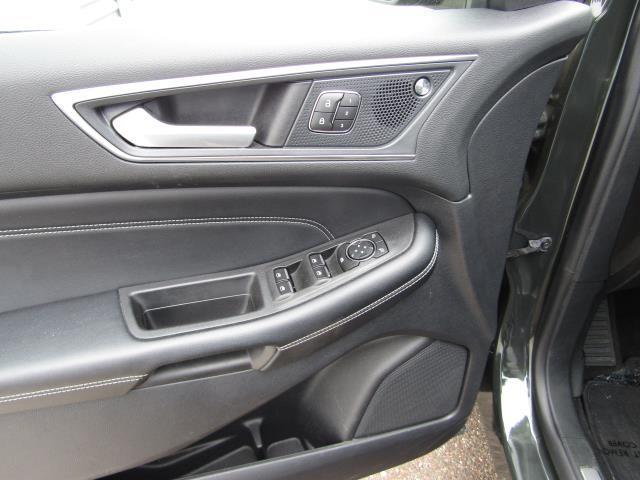 used 2022 Ford Edge car, priced at $31,420