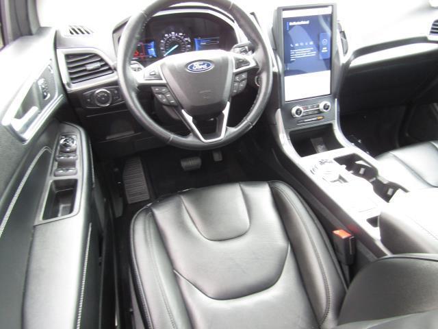 used 2022 Ford Edge car, priced at $32,999