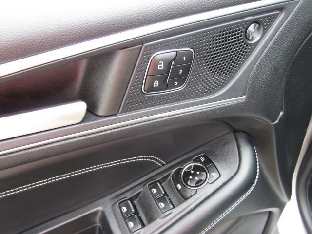used 2022 Ford Edge car, priced at $32,999
