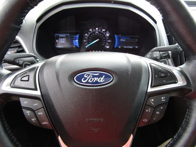 used 2022 Ford Edge car, priced at $32,999