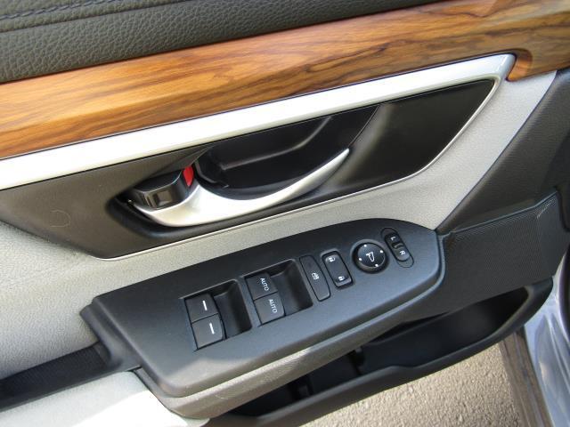 used 2017 Honda CR-V car, priced at $13,886