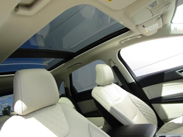 used 2024 Ford Edge car, priced at $39,999