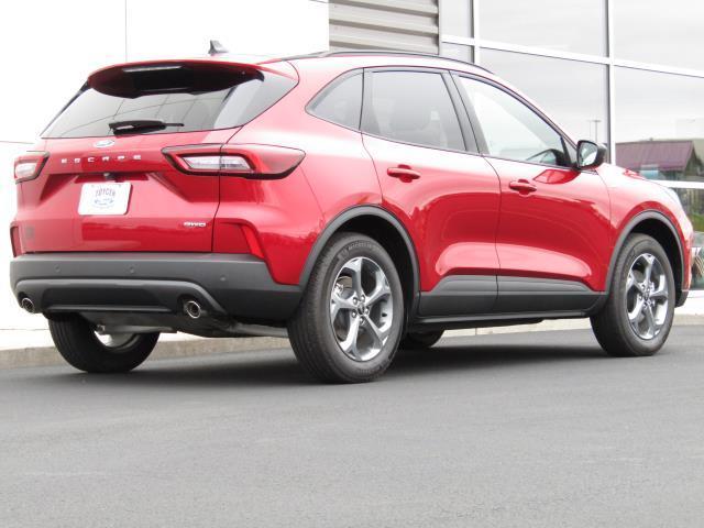 used 2025 Ford Escape car, priced at $29,999