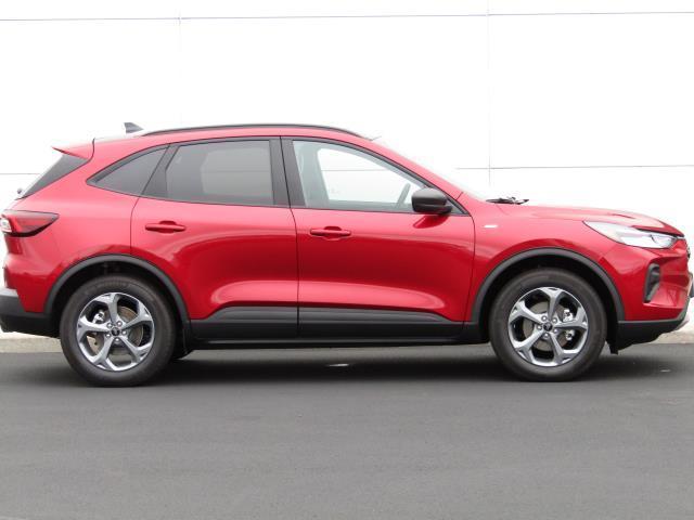 used 2025 Ford Escape car, priced at $29,999