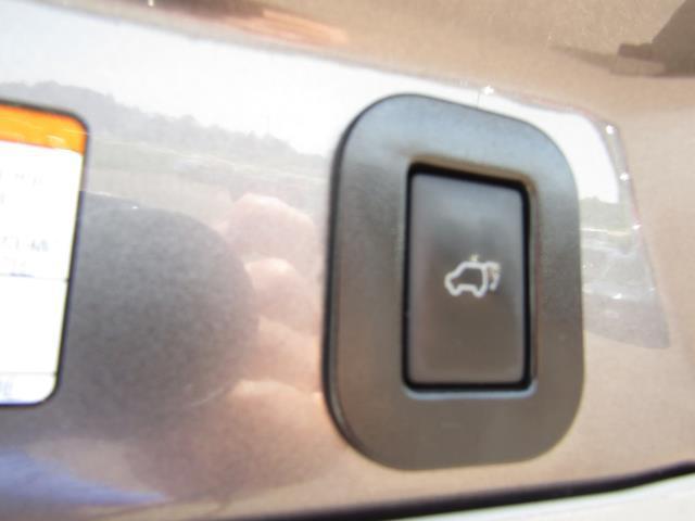 used 2015 Toyota Sienna car, priced at $21,886