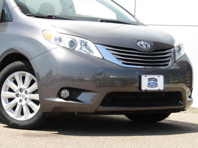 used 2015 Toyota Sienna car, priced at $21,886