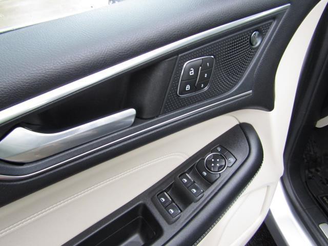 used 2022 Ford Edge car, priced at $30,999