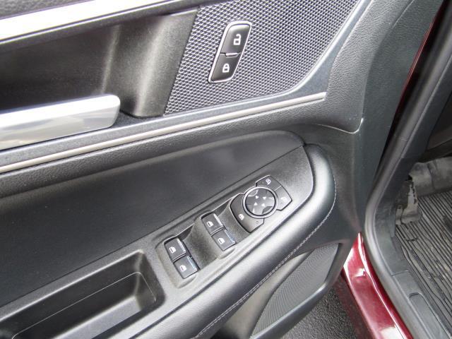 used 2022 Ford Edge car, priced at $26,999