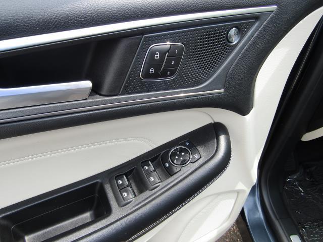 used 2024 Ford Edge car, priced at $39,999