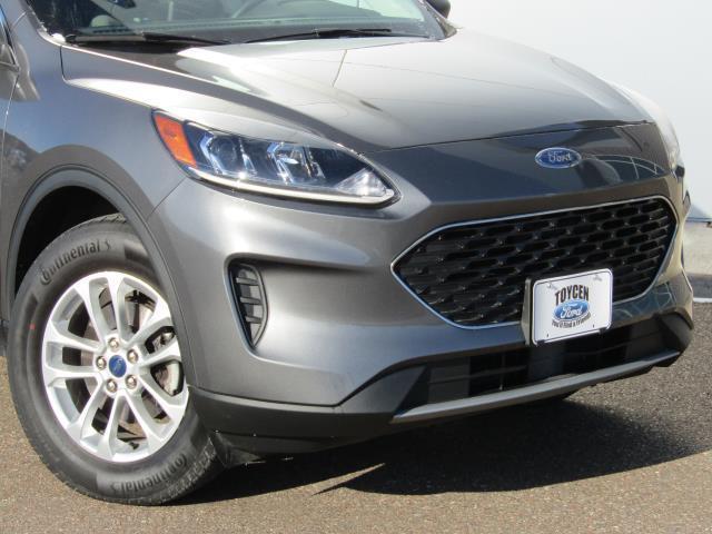 used 2022 Ford Escape car, priced at $23,999